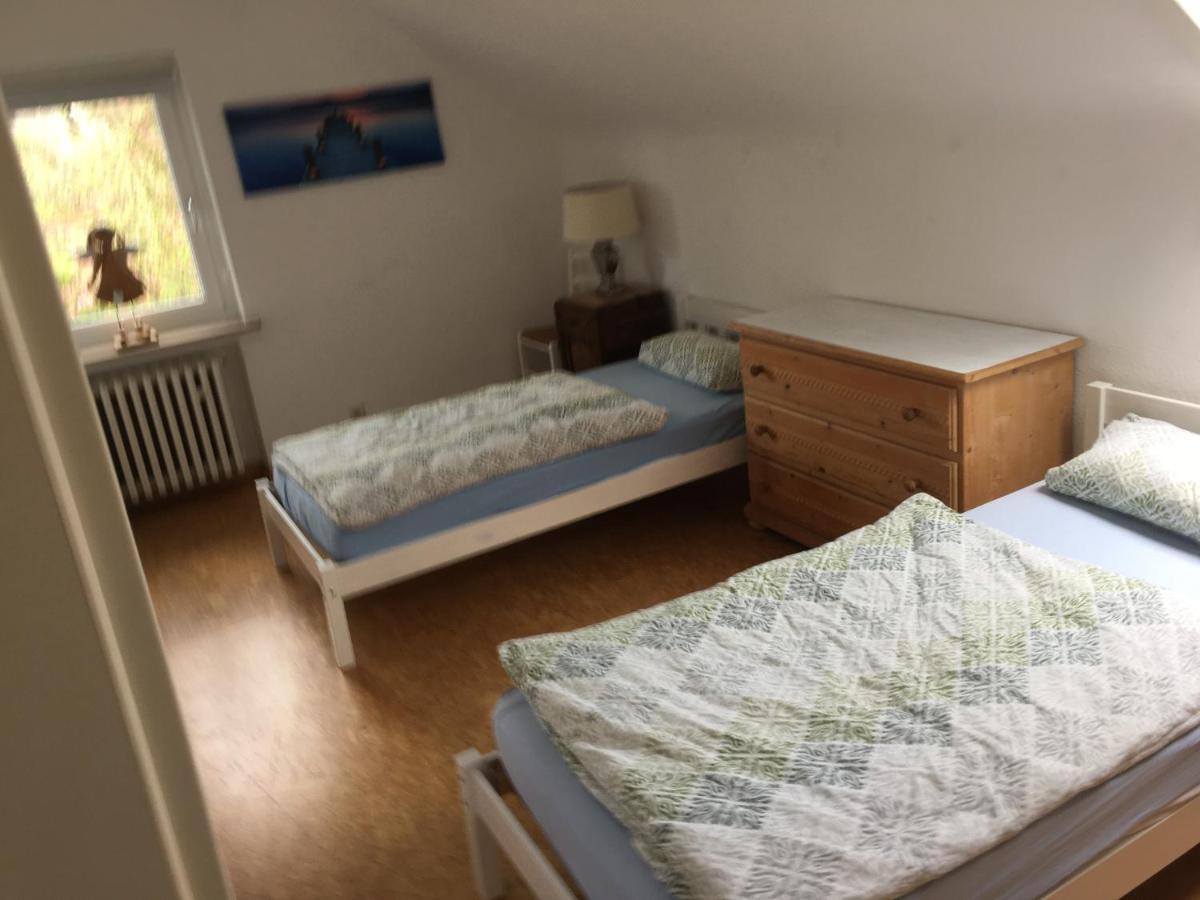 Zwischen Koeln Und Bonn, Central Oben Troisdorf Exterior foto